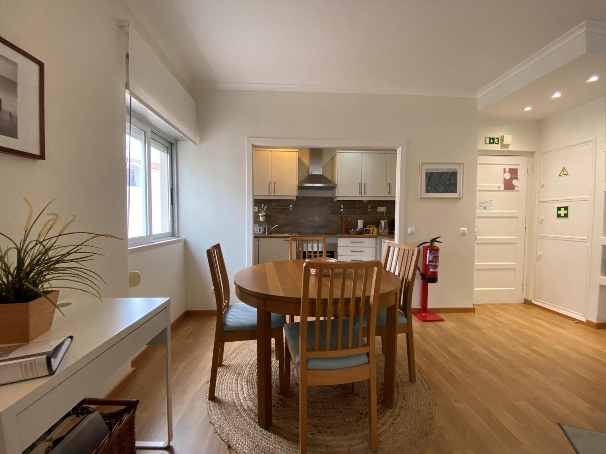 Rainha - Holiday Rental In Cascais Centre エクステリア 写真
